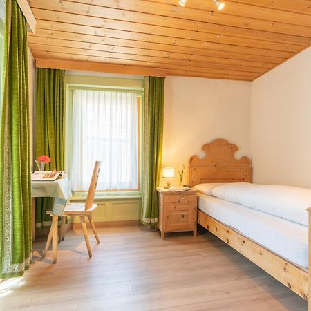 Hotel Alpina 체르네츠 외부 사진