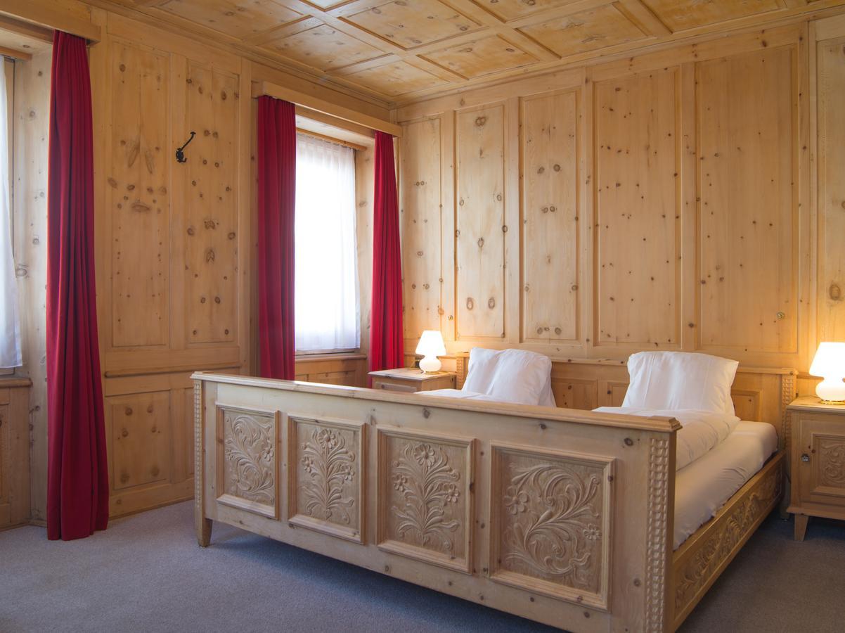 Hotel Alpina 체르네츠 외부 사진